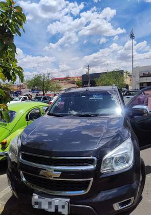 CHEVROLET S10 2.5 LTZ 4X2 CD 16V FLEX 4P MANUAL CHEVROLET S10 2.5 LTZ 4X2 CD 16V FLEX 4P MANUAL